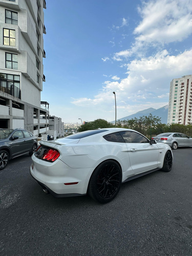 Ford Mustang 5.0l Gt V8 At