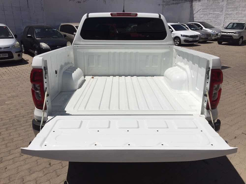 Imagen 10 de 15 de Peugeot Landtrek 2.4 Turbo Active 4x2