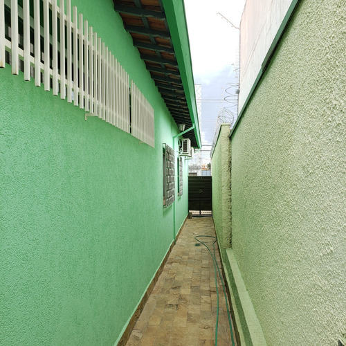 Casa Ampla Com Grande Área No Centro