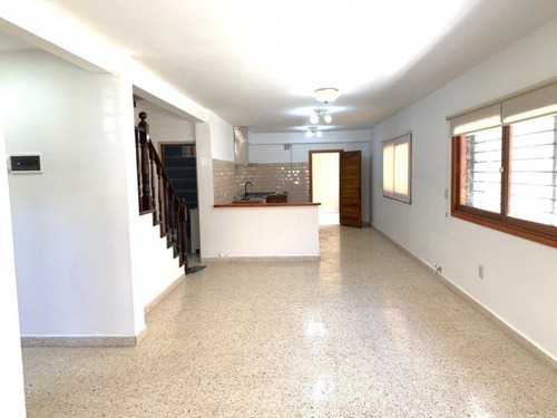 Imagen 4 de 8 de Casa - Lanús Oeste