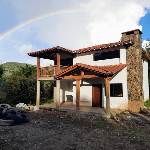 Linda Casa Finca En Venta En Proindiviso En Construcción Carmen Vib.