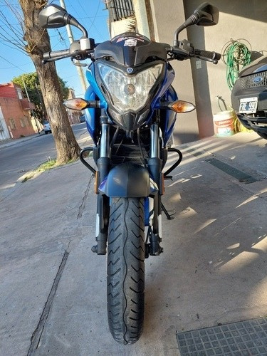 Imagen 10 de 20 de Bajaj Rouser Ns 200