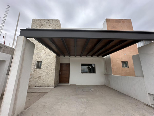 Casa En Venta En Quintas Del Palmar