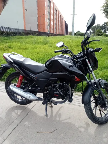 Modelo 2021 Con Papeles Hasta El Mes De Julio. Único Dueño,