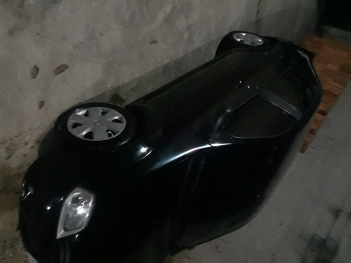 Imagem 3 de 9 de Renault Logan