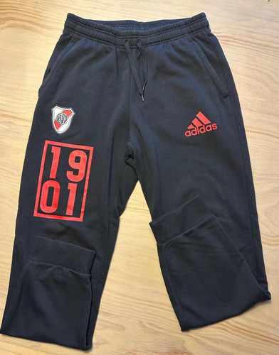 Jogging River Plate Negro Talle M