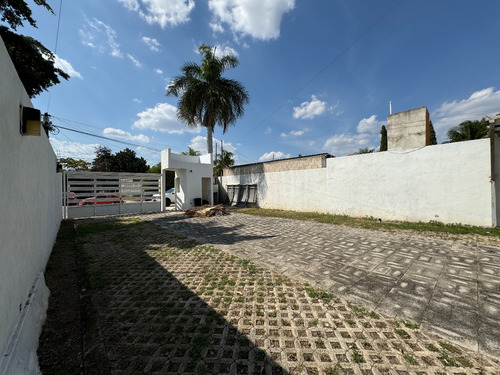 Oficinas San Pedro Uxmal