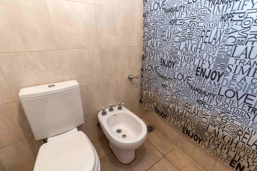 Casa En Venta 3 Dormitorios Y Pileta En La Plata
