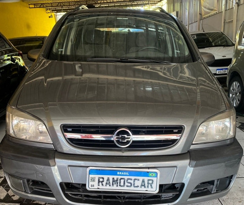 Imagem 2 de 11 de Chevrolet Zafira 2012 2.0 Elegance Flex Power Aut. 5p