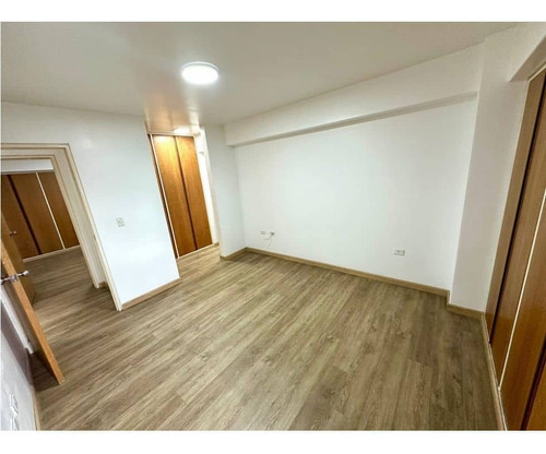 Venta De Bello Apartamento En El Paraiso