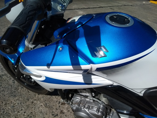 Suzuki Inazuma 250