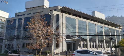Oficina En Arriendo Con Financiamiento Para Habilitar.