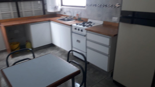 Phs En Venta - 5 Dormitorios 3 Baños - Felix Camet