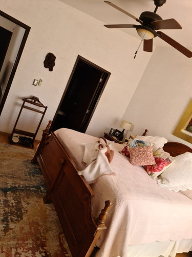 Se Vende Residencia En Carretas, Super Cétrica, De Super Lujo !!