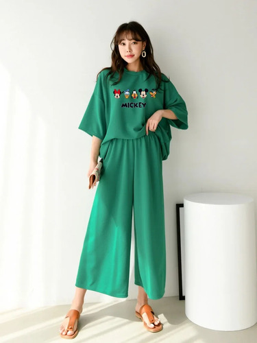 Conjunto De Camiseta Casual De Verano Y Pantalones Cortos