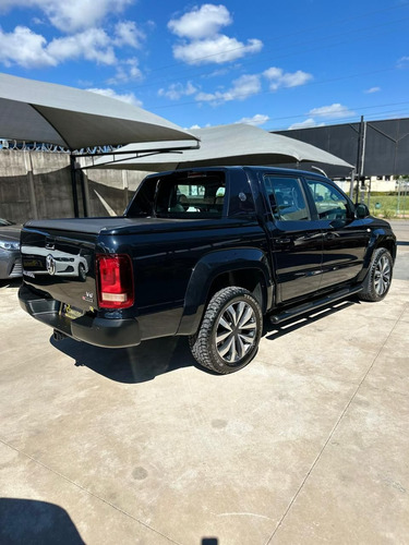 Volkswagen Amarok 3.0 Highline Extreme Cab. Dupla V6 4x4 Aut. 4p