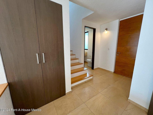Condominio Inspira Zibata Casa Ubicada En Esquina De 223 M2 Con 3 Recamaras Y Con Cuarto De Servicio Qh745*25