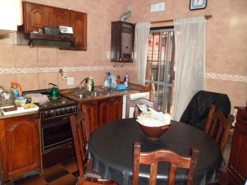Imagen 9 de 14 de Duplex En Venta En Sarandi Oeste