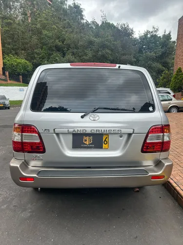Toyota Uzj 100 Std (lc100) 4.7 Gasolina 2008 Blindada
