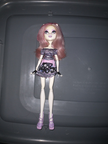 Muñeca Monster High Catrine Demew