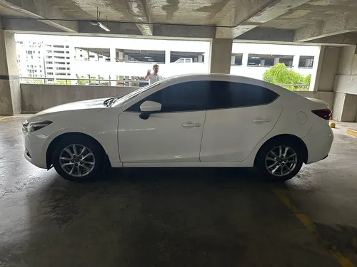 Mazda 3 2.0 Touring At