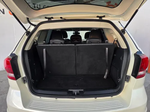 Dodge Journey 2.4 Sxt 7 Pasajeros Plus At