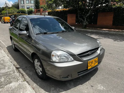 Kia Stylus La 1.5