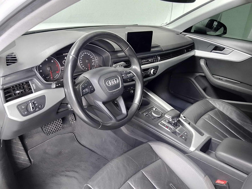 Audi A4 2.0 Tfsi Attraction S-tronic 4p