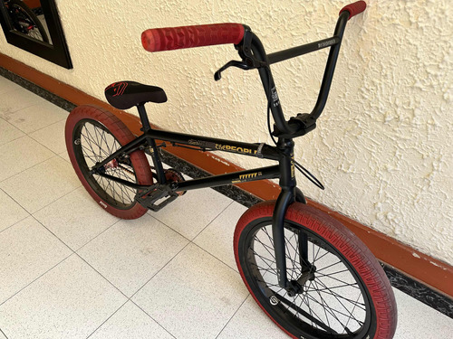 Bicicleta Bmx Freestyle We The People Reason Armada X Piezas