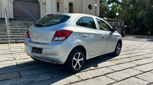 Chevrolet Onix 1.0MT LT