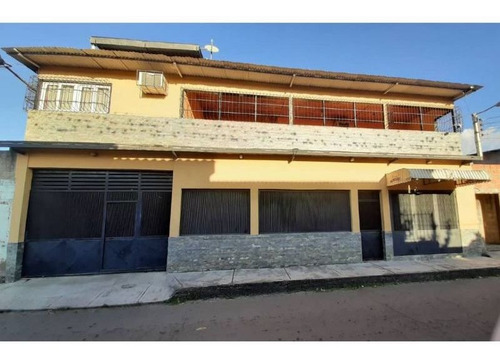 Imagen 1 de 14 de Se Vende Bella Y Amplia Casa En Guigue Con Local Comercial