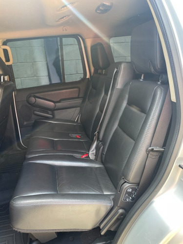 Imagen 11 de 13 de Ford Explorer 4x4