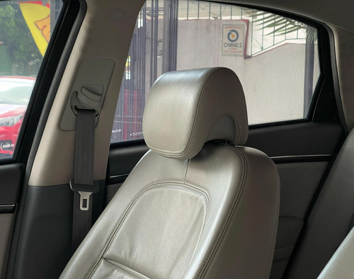 Hyundai Azera 3.3 MPFI GLS SEDAN V6 24V GASOLINA 4P AUTOMÁTICO