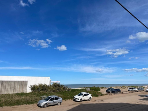 Departamento De Dos Amb/ Con Vista Al Mar ( Pinamar)