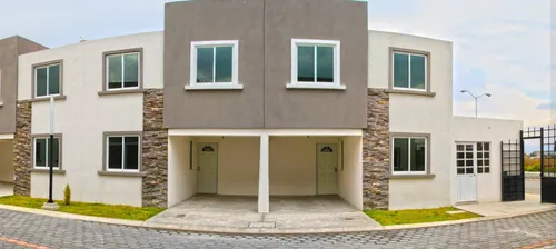 Casa En Venta En Villas Santin, Sauces, Toluca, St08