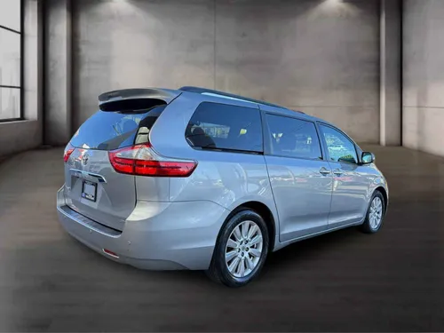 Toyota Sienna 3.5 Limited At