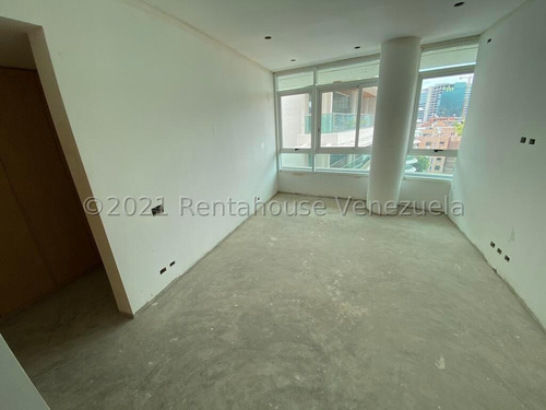 Pent-house En Venta Urb. Campo Alegre, Caracas. 24-26693 Yf