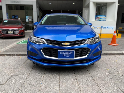 Imagen 8 de 15 de Chevrolet Cruze Ls 1.40turbo Manual 2018 Azul (5444)