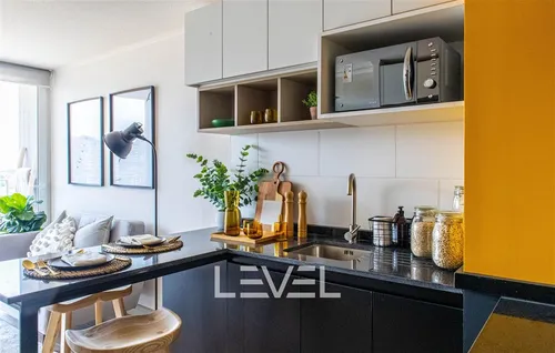 Departamento En Esmeralda. Vista Sur. Piso 2. Metro Ovalle