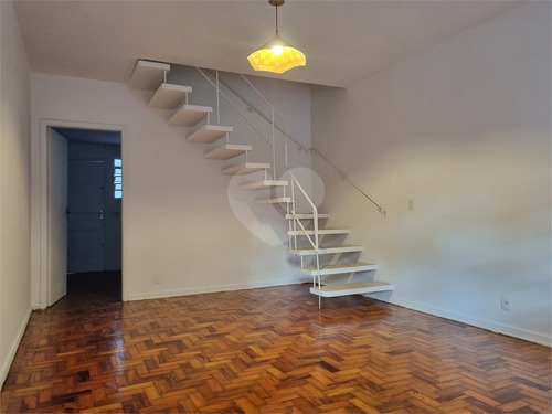 Imagem 2 de 19 de Linda Casa Jardim Prudência Com 2 Dts 1 Vaga ( Carro Pequeno) - Reo398459