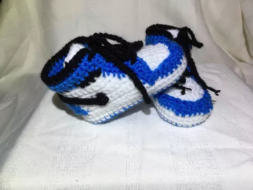 Tenis Tipo Jordan Para Bebe Tejidos A Mano Crochet | Meses sin