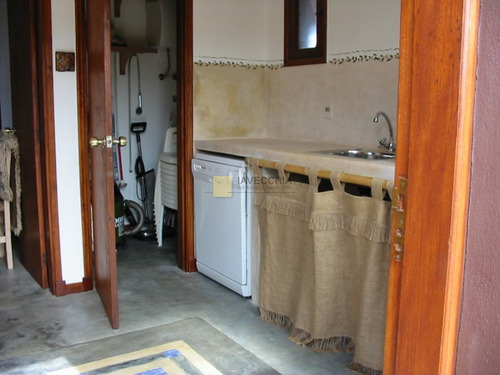 Imagen 17 de 28 de Venta De Casa De 3 Dormitorios En El Chorro