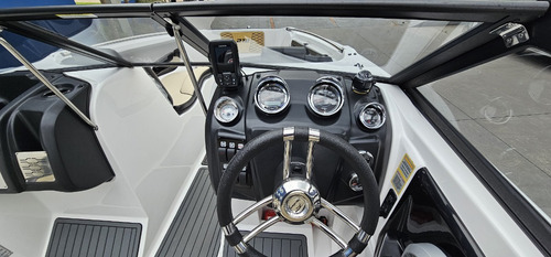 Lancha Focker 212 (2023)