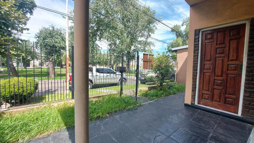 Venta Casa Ph Castelar