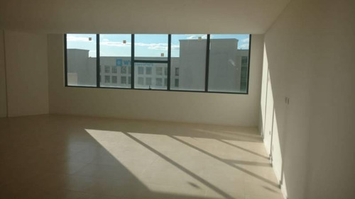 Imagen 5 de 9 de Alquiler Oficina Wyndham 85 M2