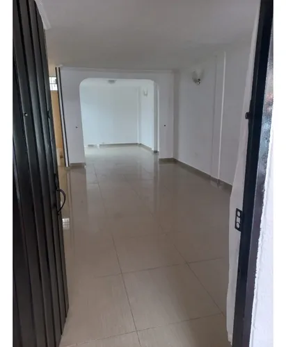 Venta De Casa Los Guaduales, Norte De Cali, 4987.
