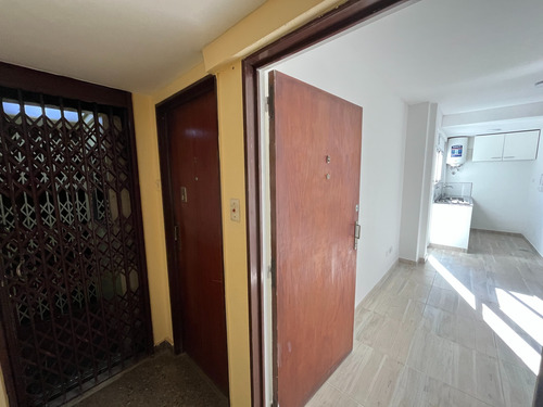Dueño Vende Monoambiente Hecho A Nuevo Todo Luz Sin Comision