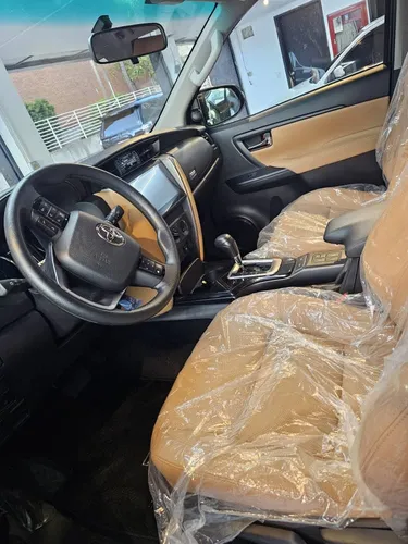 Toyota Fortuner 2.7 4x4