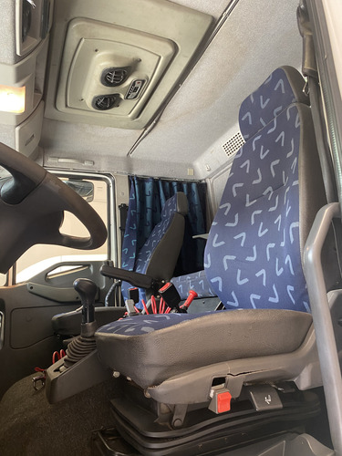Iveco Cursor 450e33t Tractor Balancin