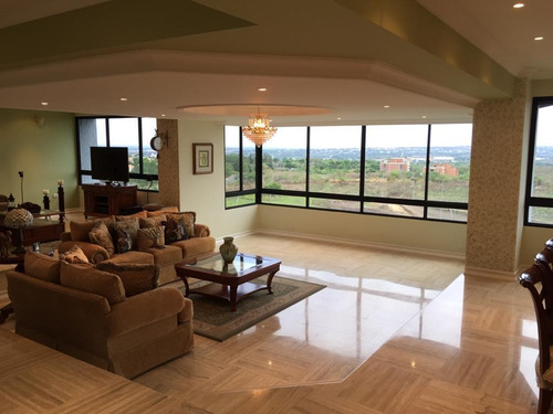 Imagen 1 de 13 de Apartamento En Venta Resd. Leofling Plaza, Puerto Ordaz Lp